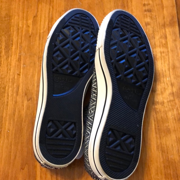 Converse all star shoes - Picture 4 of 4